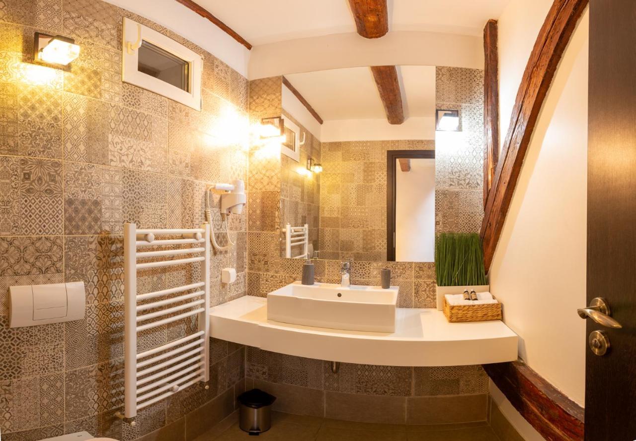 Vendi Grand Square Residence Sibiu Eksteriør billede