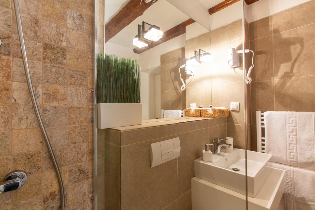 Vendi Grand Square Residence Sibiu Eksteriør billede