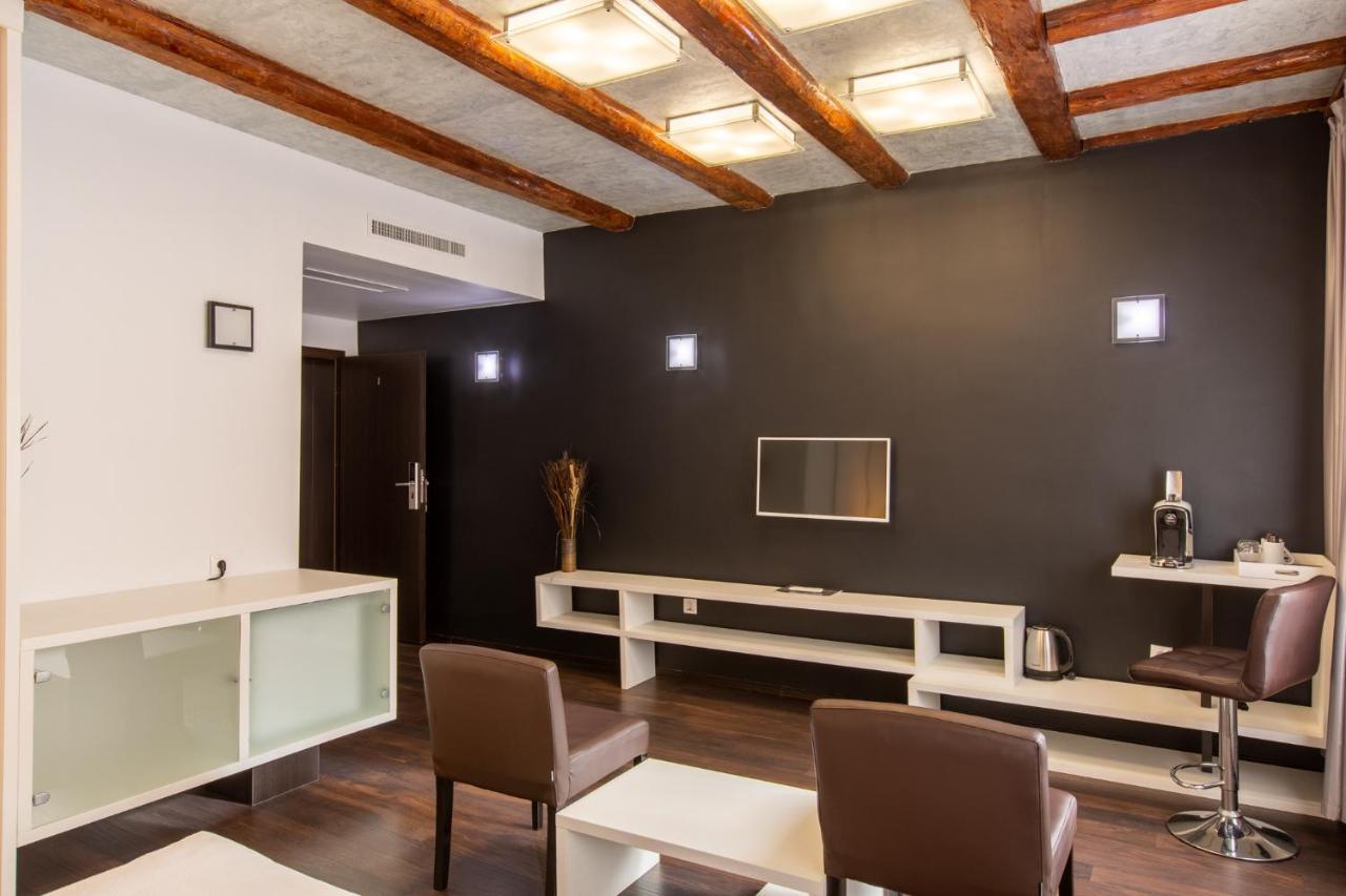 Vendi Grand Square Residence Sibiu Eksteriør billede
